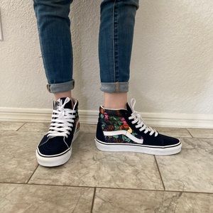 Vans Tropical High Top Sneakers Size 7